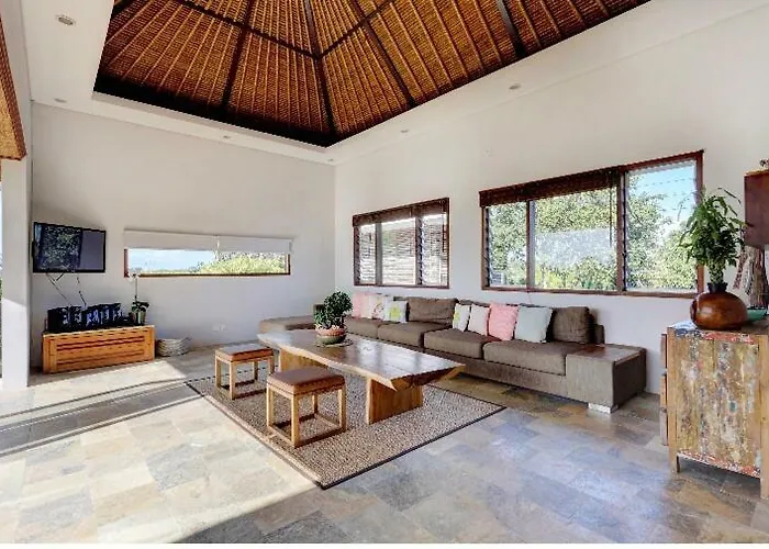 Indah Balangan Villa *